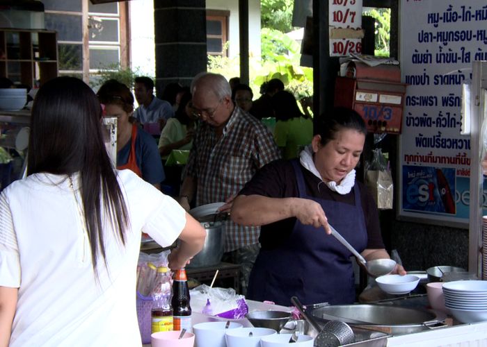 'Street Food' สีลม-สุรวงศ์ 6 เดือนล่าสุดราคาปรับขึ้น 3.1% สะท้อนศก.ฝืดเคือง