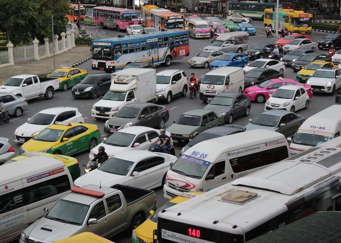 อนาคตอยู่นอกกรุงเทพ: ไม่หายรถติดถ้าไม่คิดเปลี่ยนเมือง
