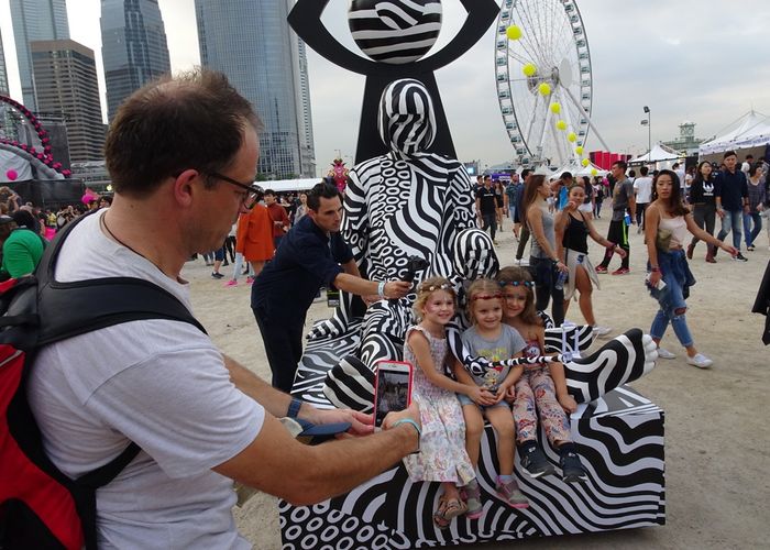 Clockenflap เทศกาลดนตรีที่เป็นมิตรกับเด็กและสิ่งแวดล้อม