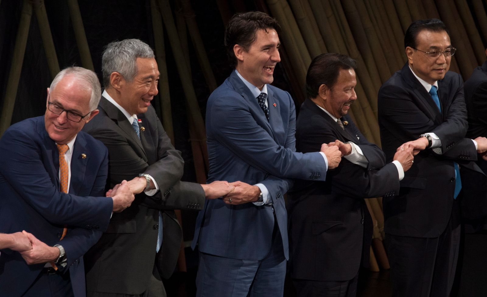 Trudeau asean shakehand.jpg