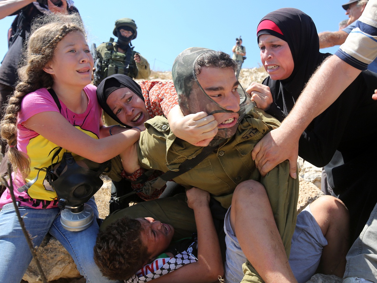 Ahed Tamimi-Family-2015.jpg