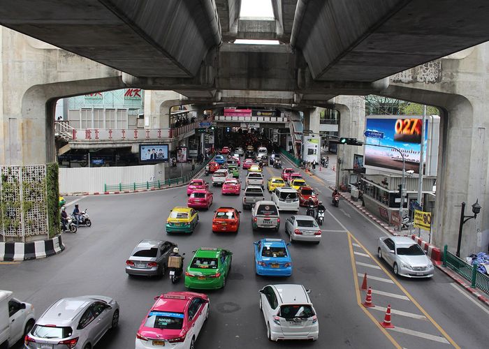 คนฝั่งธนบุรีเตรียมใจ ปิดเบี่ยงจราจรสร้าง 'รถไฟฟ้าสายสีทอง' ตั้งแต่ 2 มิ.ย.