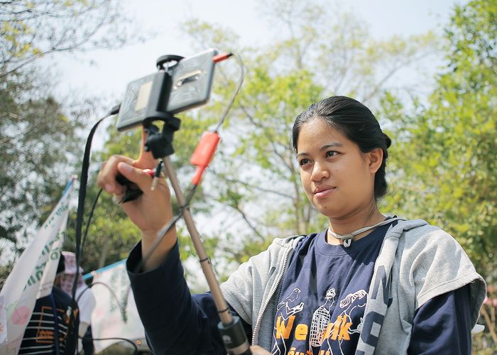 คุยกับคนรุ่นใหม่ มือไลฟ์แห่ง ‘We Walk…เดินมิตรภาพ’