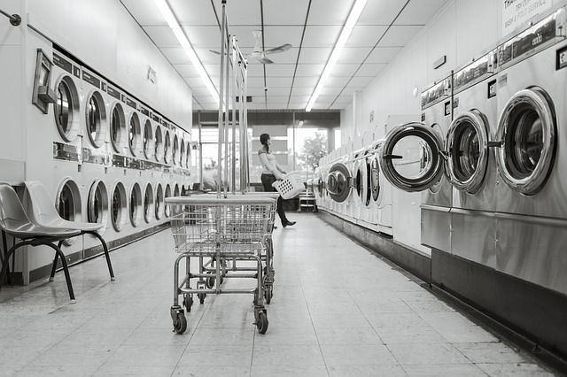 laundry-saloon-567951_640.jpg