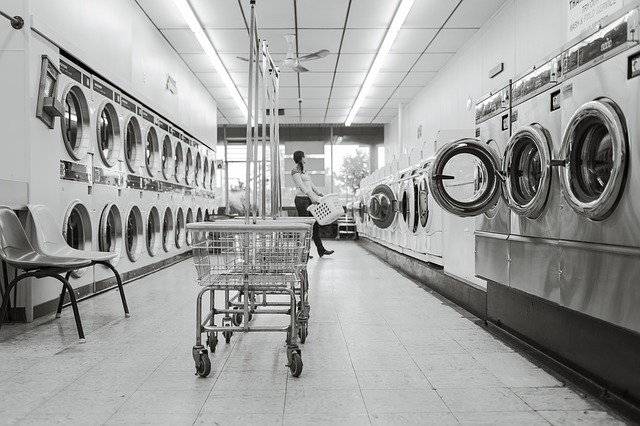 laundry-saloon-567951_640.jpg