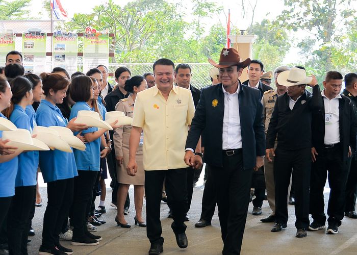 'ประยุทธ์'ชี้ไม่เคารพกฎวินัย จอดรถขวางบ้าน เหตุป้าทุบรถ