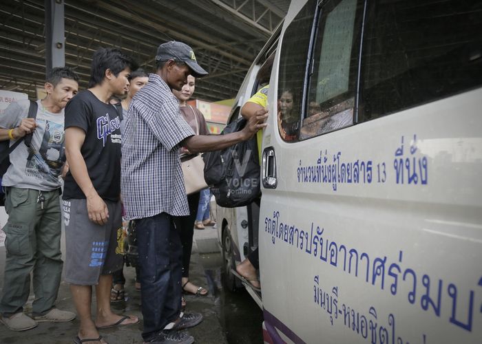 'ประยุทธ์' สั่ง 'คมนาคม' เคลียร์ปัญหาห้ามรถตู้อายุเกิน 10 ปีให้บริการ