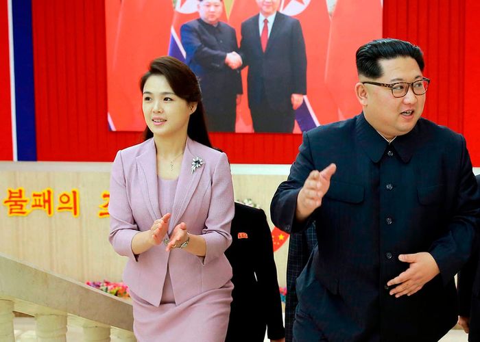 ริโซลจู 'สตรีหมายเลขหนึ่ง' เกาหลีเหนือ 'เปล่งประกาย' ทางการเมือง