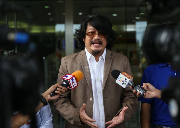 'สมบัติ' เตือนสติคนไทยติดตามข่าวต่างประเทศแล้ววิจารณ์ อย่าไปด่าว่าเขาเสือกเรื่องเพื่อนบ้าน เพราะมันเชื่อมโยงกับไทย