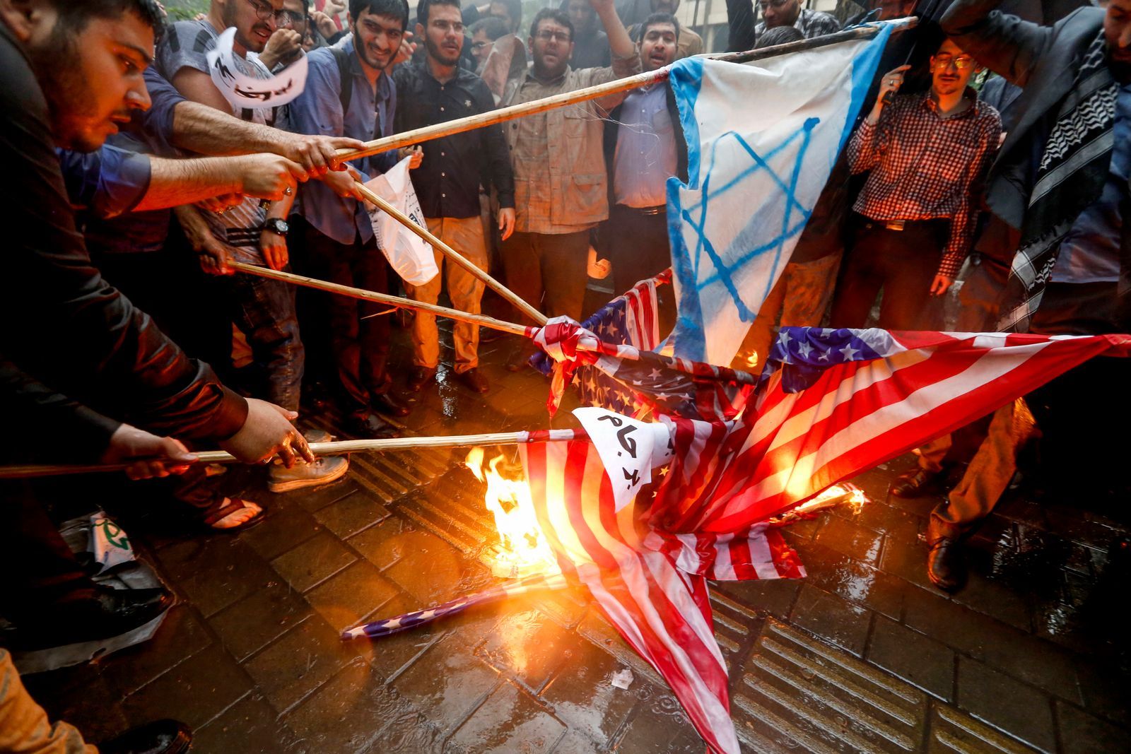 เผาธงชาติ-สหรัฐฯ-อิสราเอล-อิหร่าน