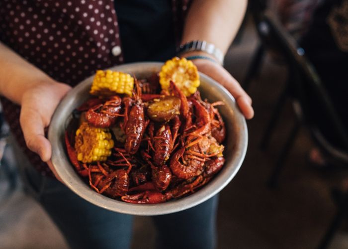 เยอรมนีอนุญาตจับ 'กุ้งเครฟิช' ในบ่อน้ำสาธารณะถึงสิ้นปีนี้