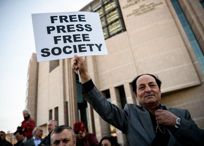 วิกฤติการเมือง สังคมสองขั้วกับสื่อเลือกข้าง ใน 'ตุรกี'