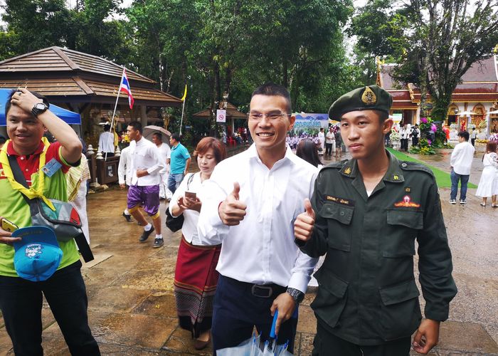 หมอภาคย์ พร้อมประชาชนจำนวนมาก ร่วมงานอุปสมบททีมหมูป่า