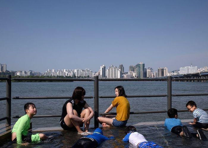 เกาหลีใต้เตือนประชาชนอยู่แต่ในร่ม หลบอากาศร้อนจัด
