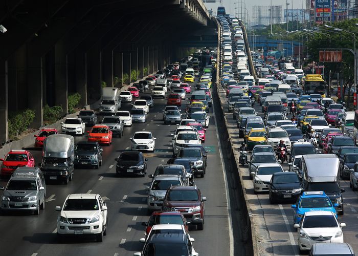 'ประวิตร' สั่งตั้งคณะทำงานแก้ปัญหารถติด จากการก่อสร้างรถไฟฟ้า