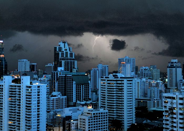 ไทยตอนบนยังมีฝนต่อเนื่อง เหนือ-อีสานฝนตกหนักบางแห่ง