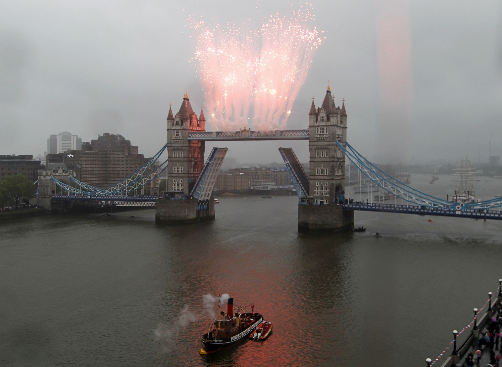 AFP-ทาวเวอร์บริดจ์-ลอนดอน-Tower Bridge-London