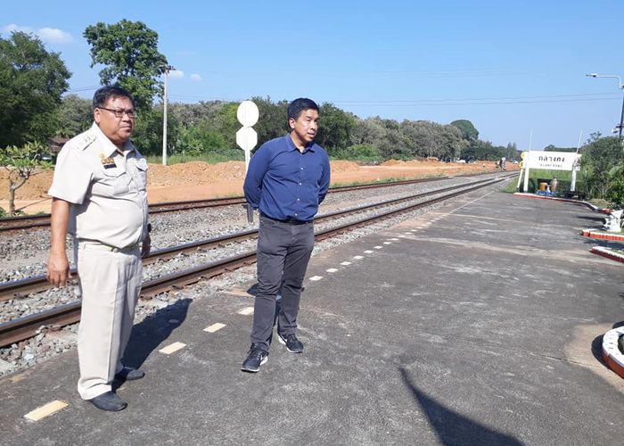 'ชัชชาติ' ตะลึงเห็นภาพรถไฟชั้นสามบริการเหลื่อมล้ำ ชี้หัวใจคมนาคมต้องดูแลทุกระดับ