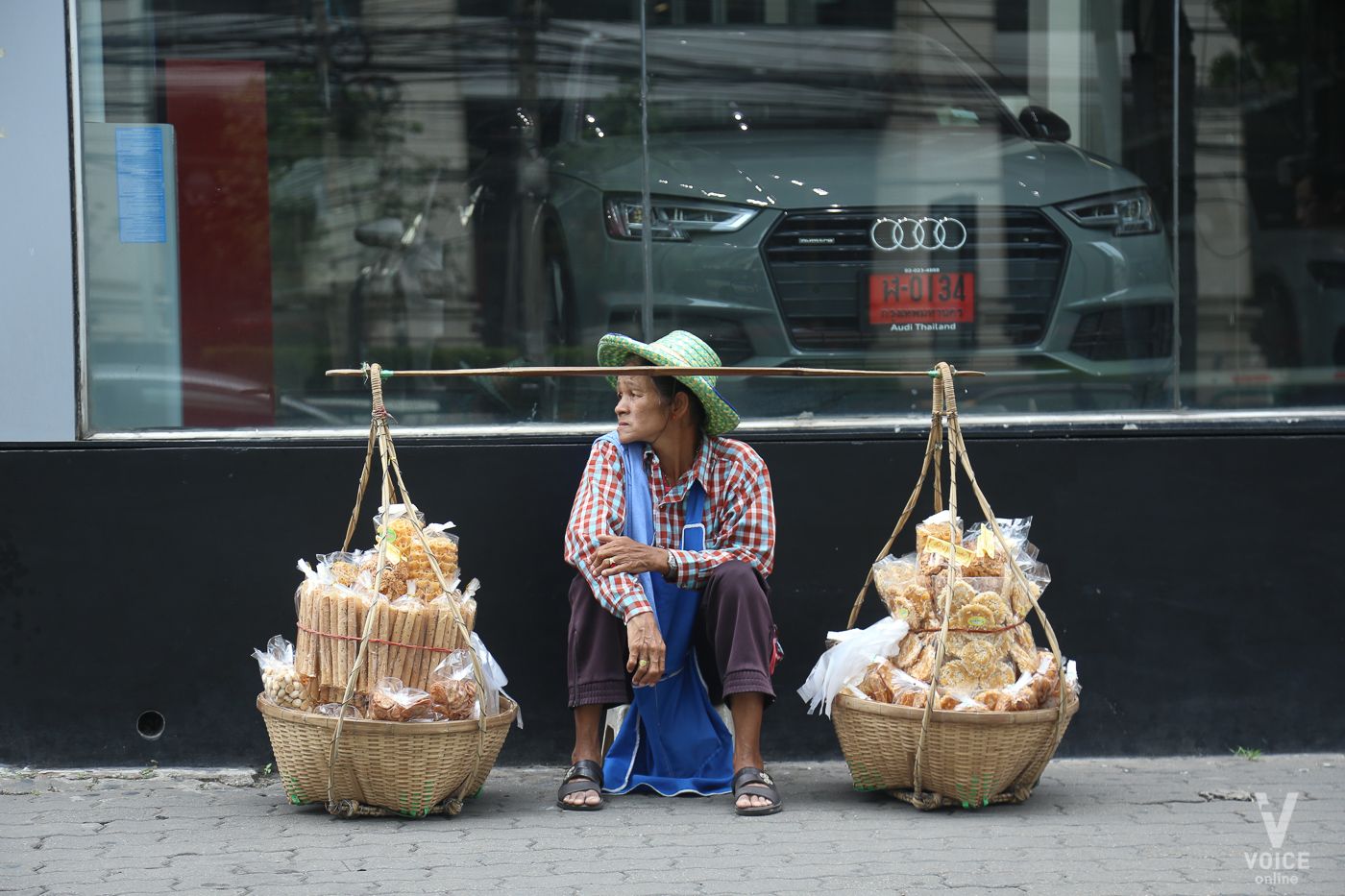 เศรษฐกิจ-ความเหลื่อมล้ำ-สวัสดิการ-คนจน-คนไทย-หาบเร่-แรงงาน-ชนชั้นล่าง
