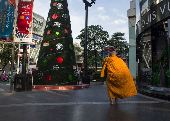 โพลชี้ คนส่วนใหญ่ไปต่างจังหวัดช่วงปีใหม่ - เคาต์ดาวน์ตามวัดที่จัดสวดมนต์ข้ามปี