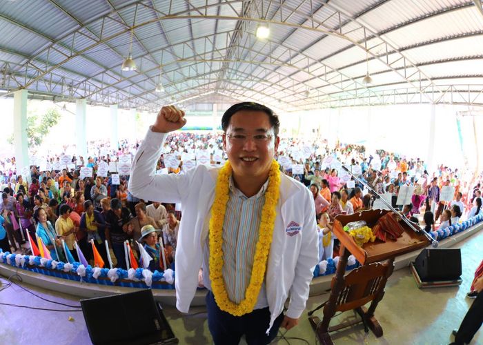 'อนุชา' เตือน 'สุดารัตน์' ระวังถูกปลดแคนดิเดตนายกฯ หลังโต้ 'สุริยะ' ปมซีทีเอ็กซ์