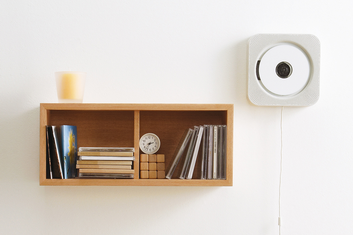 ภาพจาก Muji - Wall mounted CD player.jpg