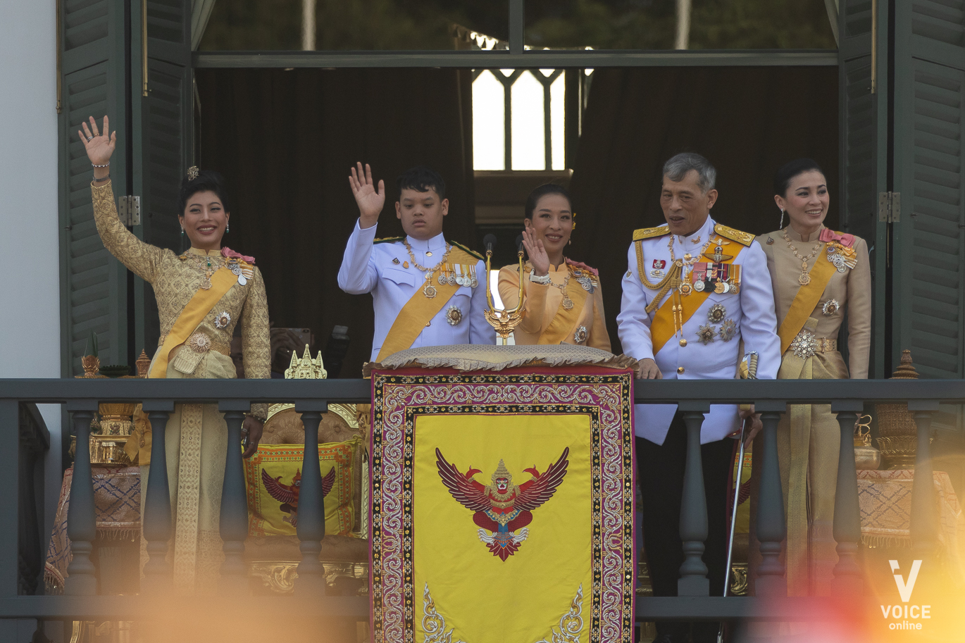 สีหบัญชร พระบาทสมเด็จพระเจ้าอยู่หัว