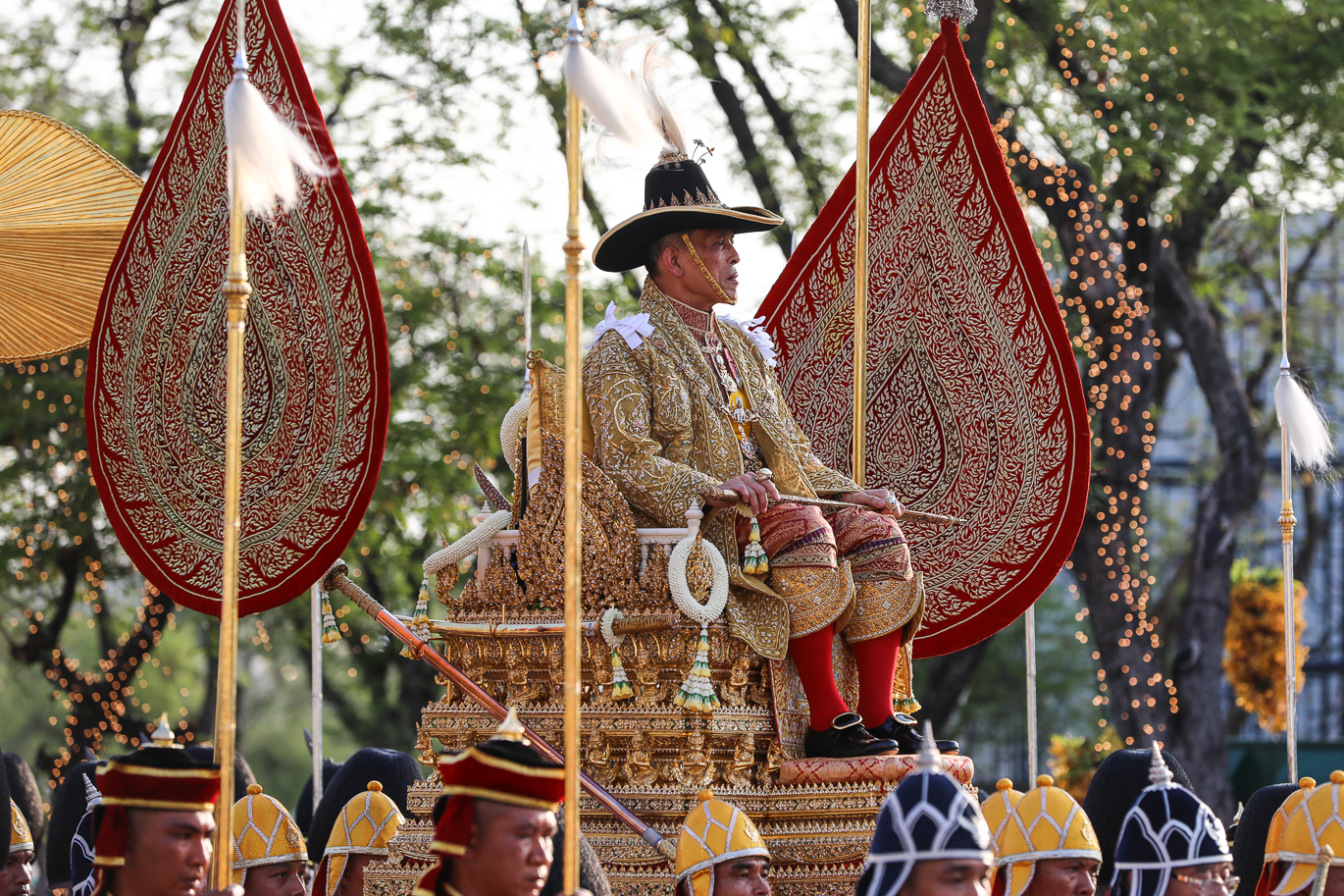 เสด็จเลียบพระนคร