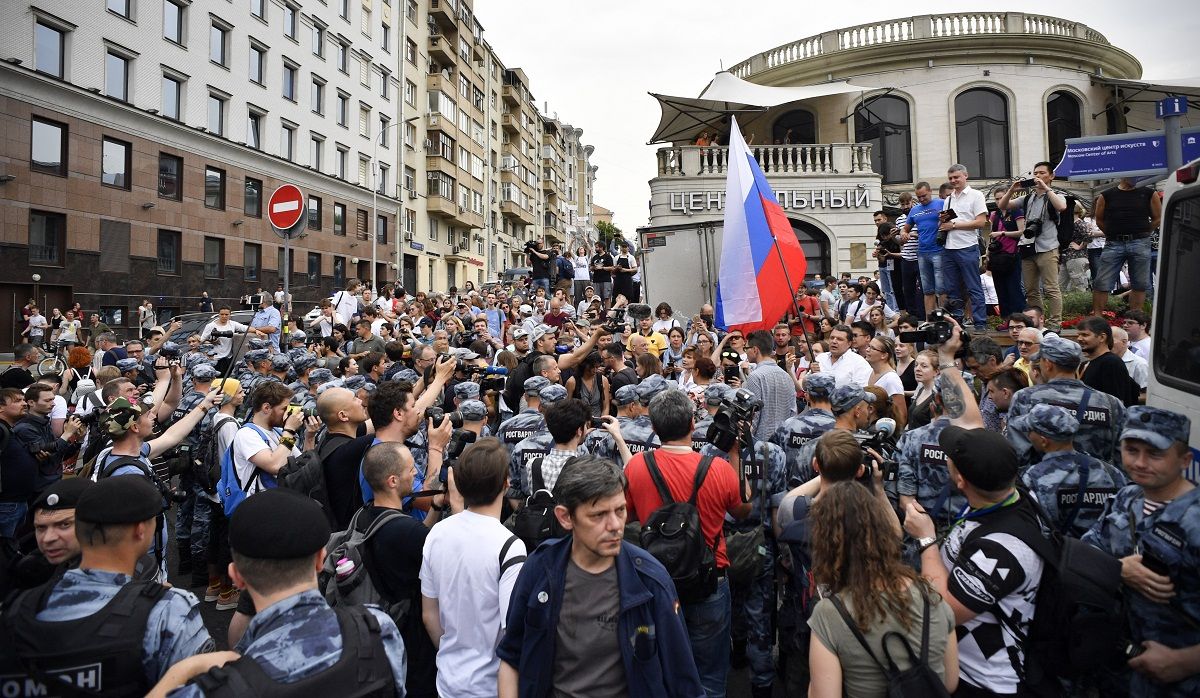 russia-afp-golunov-protest.jpg