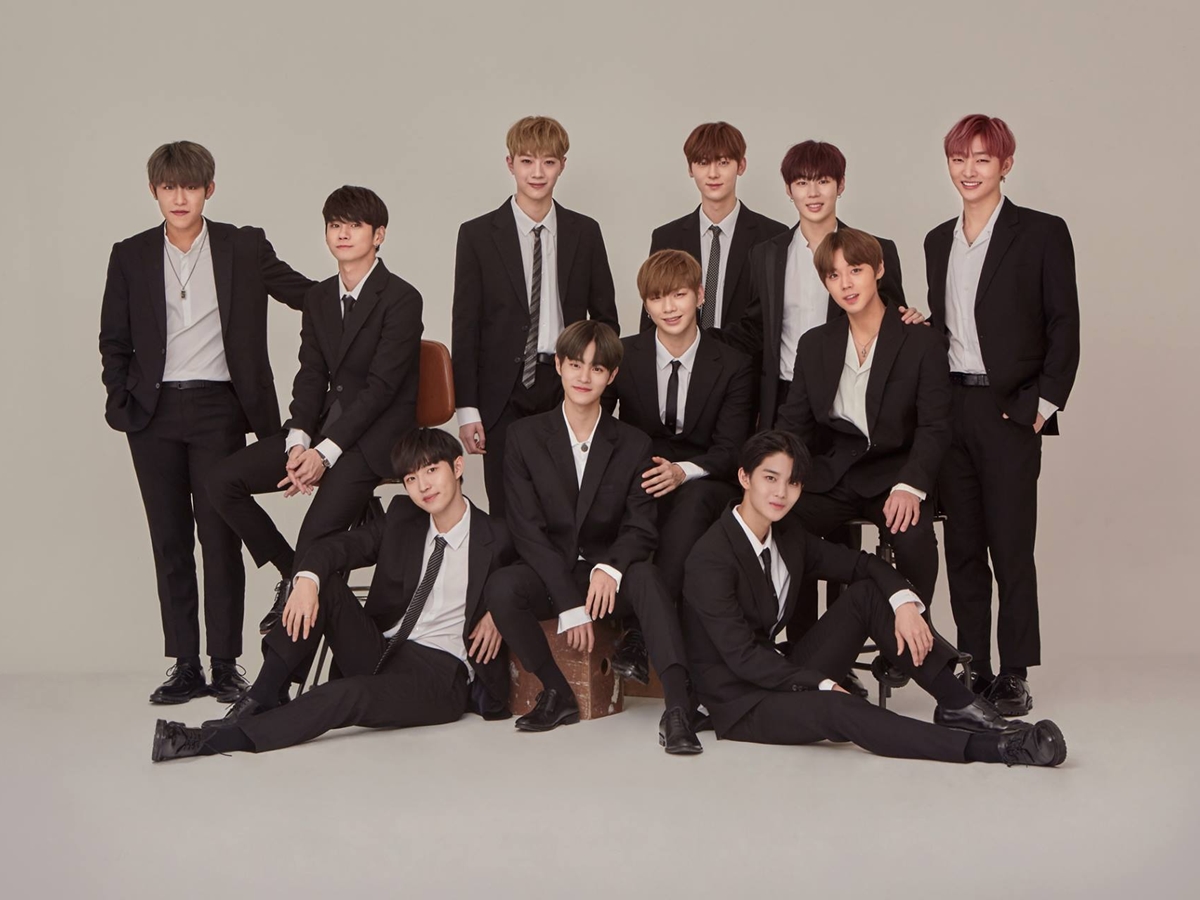 wanna one.jpg