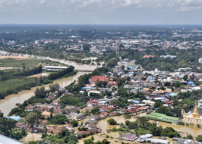 เฝ้าระวัง 3 โรคสำคัญหลังน้ำลด แนะกำจัดขยะมูลฝอยบริเวณบ้านทันที ลดแหล่งสะสมเชื้อโรค