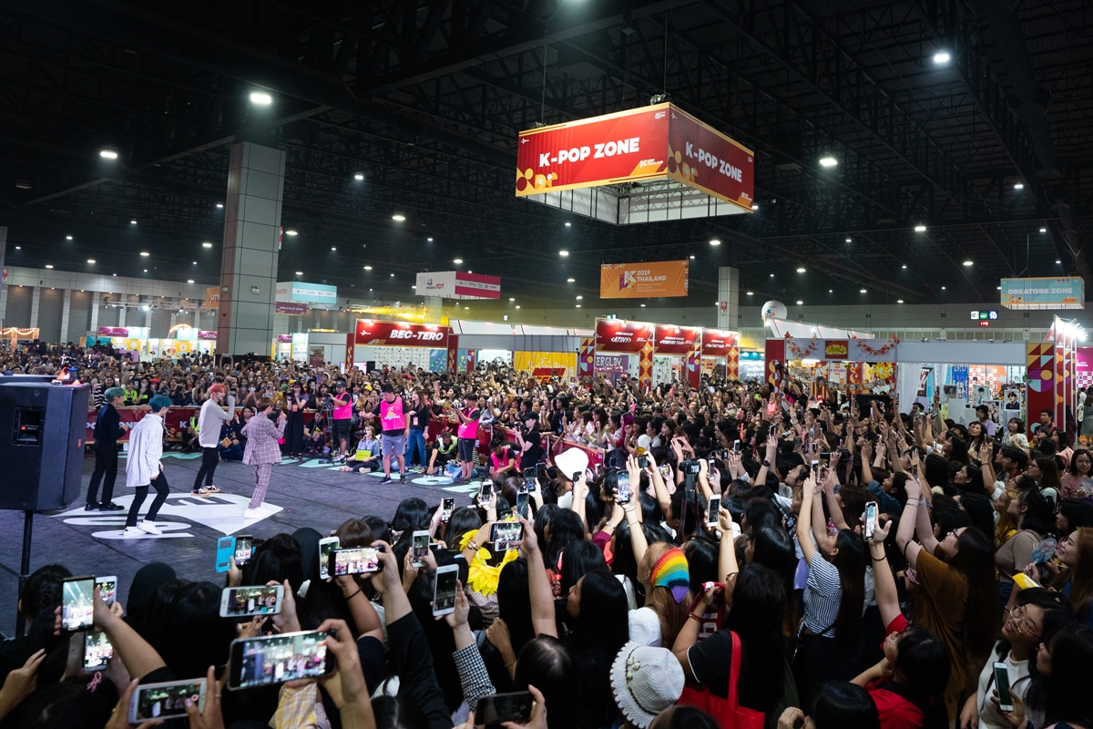 KCON2019