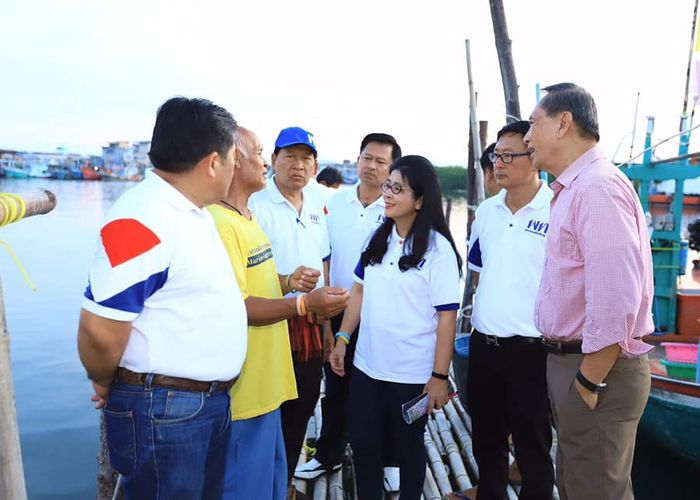 'สุดารัตน์' รับปาก 'ชาวประมง' ได้เป็น รบ.แก้ปัญหาหนี้สิน ยันฝ่ายค้านใช้สภาแก้ปัญหา