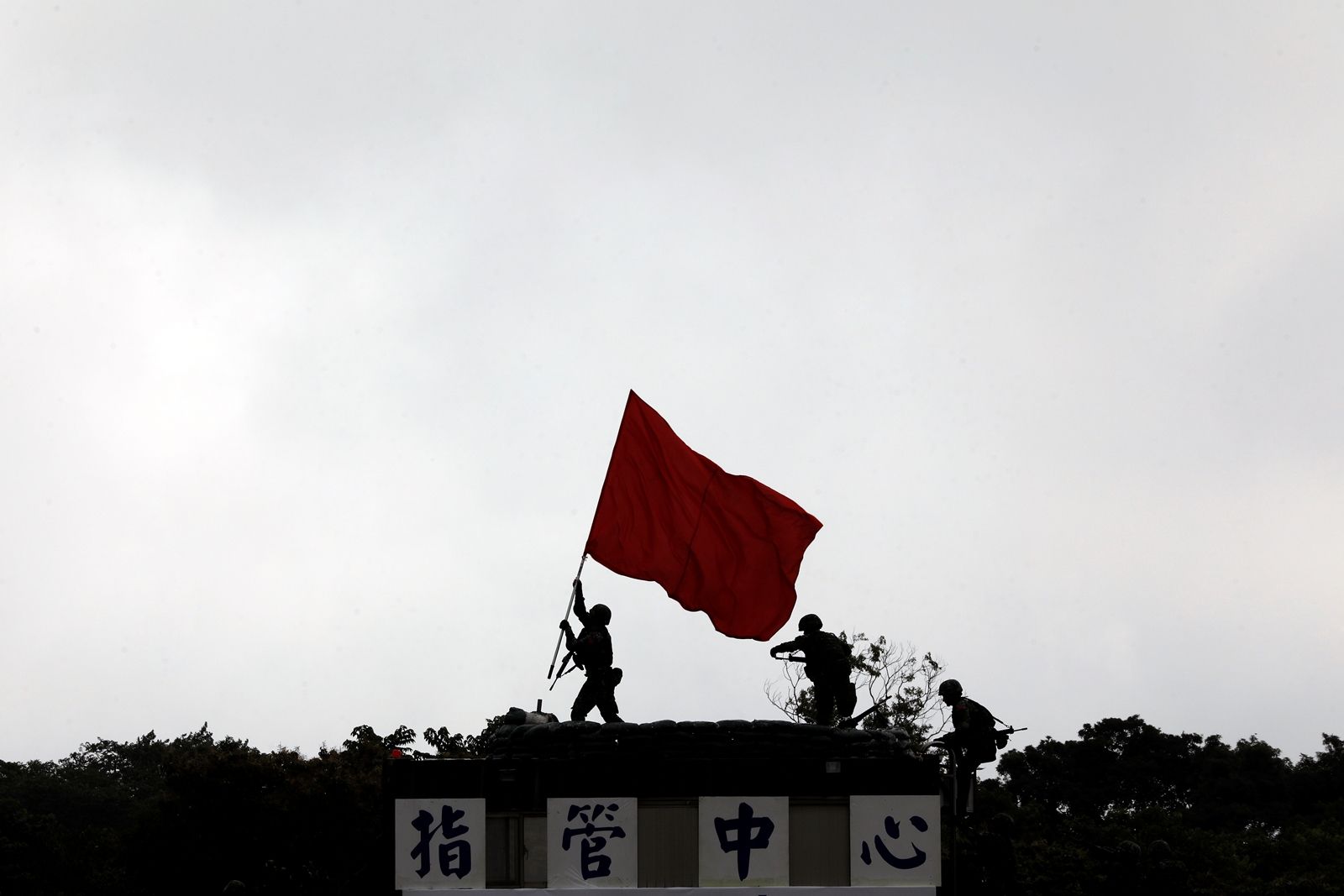 Reuters--ทหารไต้หวันร่วมฝึกซ้อมในภารกิจป้องกันการรุกรานของกองทัพจีนเมื่อเดือน ต.ค.2018.JPG