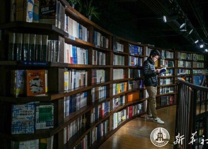 ผลสำรวจพบชาวจีนอ่านหนังสือเฉลี่ย 8 เล่มต่อปี