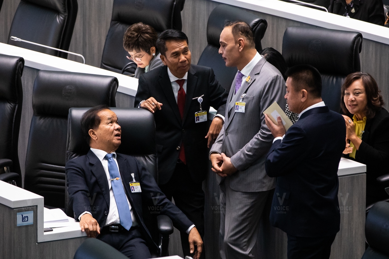 สุทิน สมคิด ชาดา ประชุมสภา_200108_0009.jpg