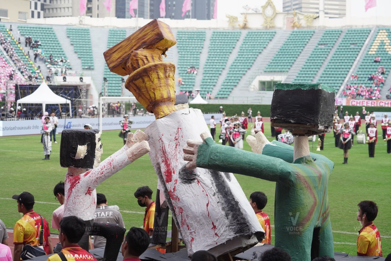 บอลประเพณีจุฬา -ธรรมศาสตร์_๒๐๐๒๐๘_0020.jpg