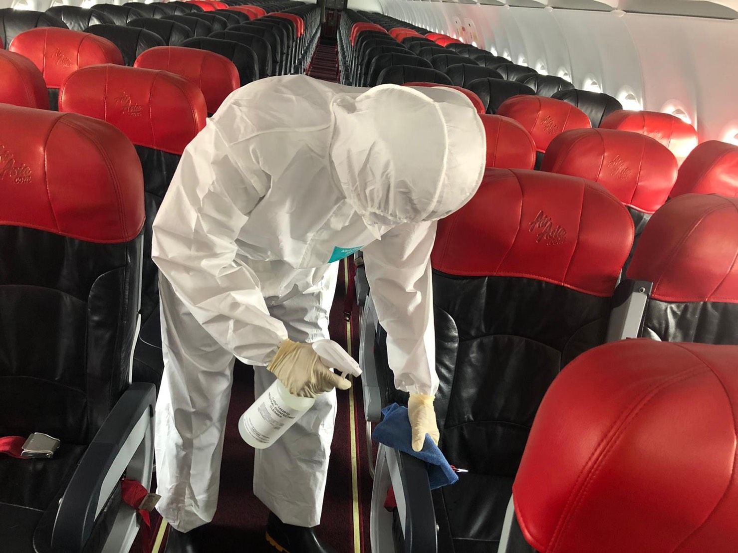 ไวรัสโคโรนา-เครื่องบิน-ฆ่าเชื้อ-ทำความสะอาด-ไทยแอร์เอเชีย