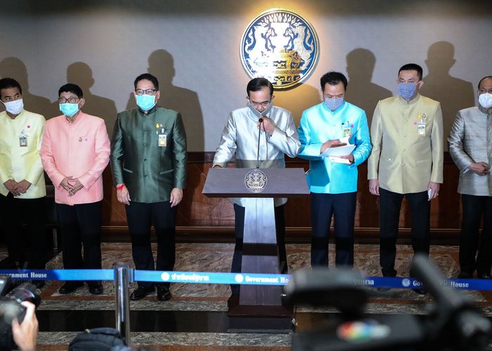 'นายกฯ' ขอคนไทยอดทน ยันไม่ทอดทิ้ง-แจงพบหน้ากาก 5 ล้านชิ้น ไม่ใช่เรื่องจริง