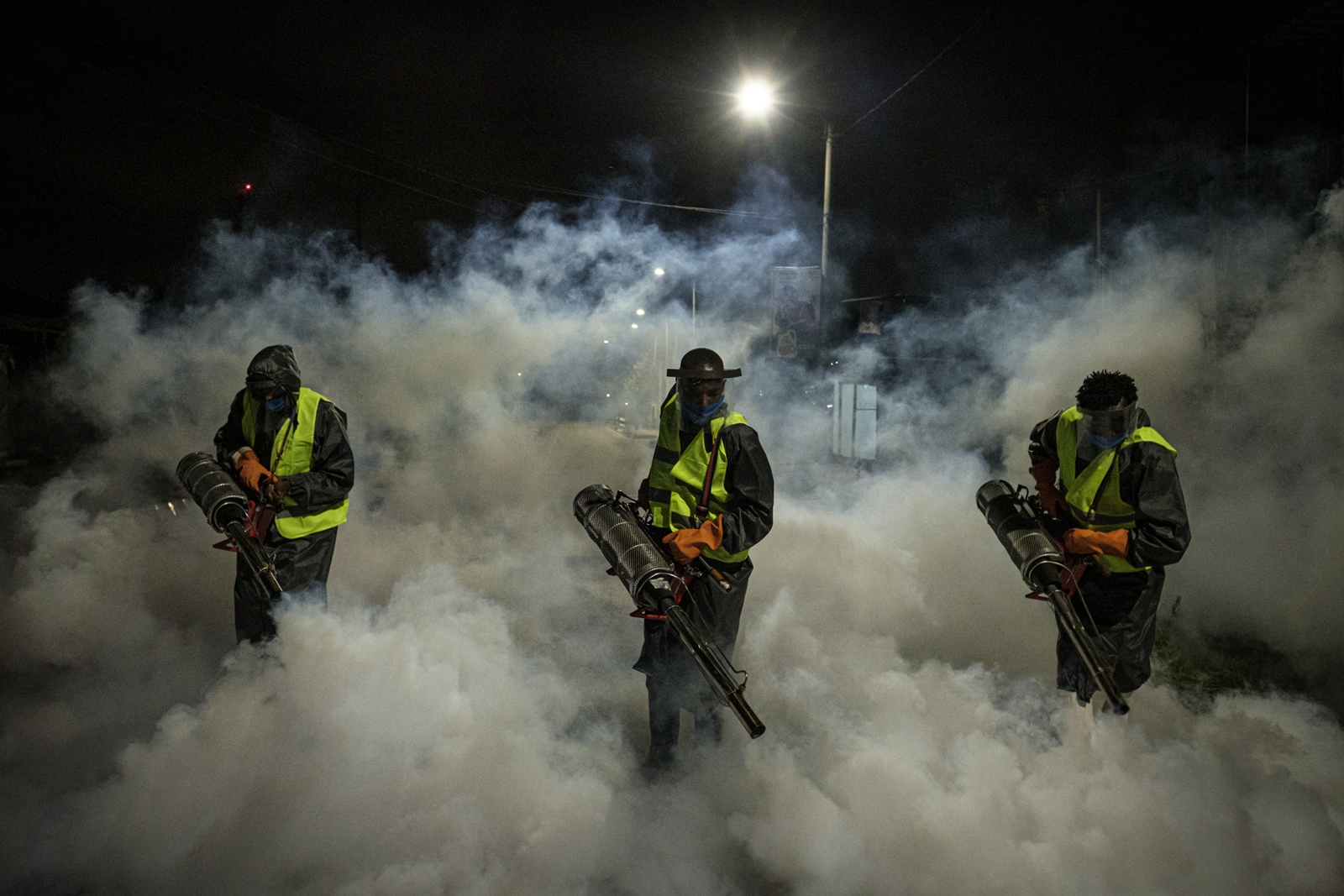 AFP-เคนยาประกาศเคอร์ฟิว พ่นยาฆ่าเชื้อช่วงโควิด-ไวรัสโคโรนา-COVID19.jpg