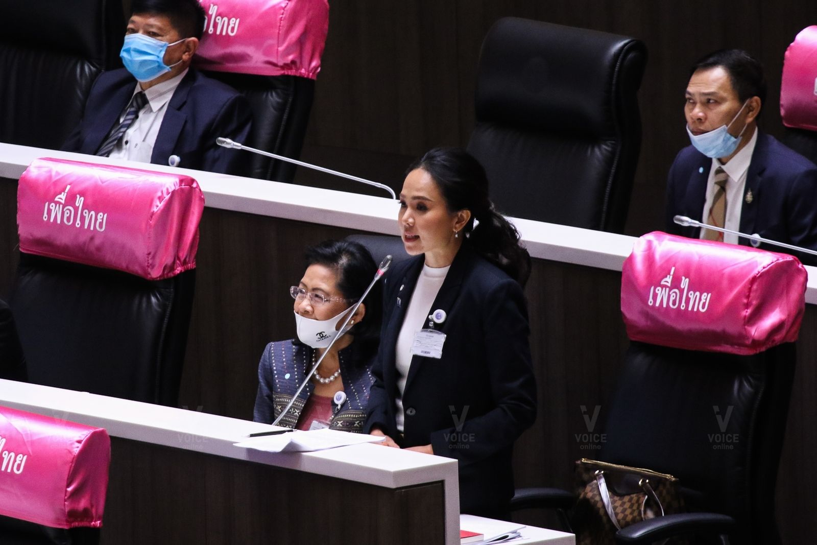 ชนก จันทาทอง หนองคาย เพื่อไทย สภา ประชุมสภา