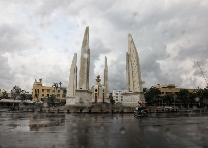 'นังกา' ทำภาคตะวันออก-อีสานตอนบนฝนตกเพิ่ม - กทม.มีฝน 60%