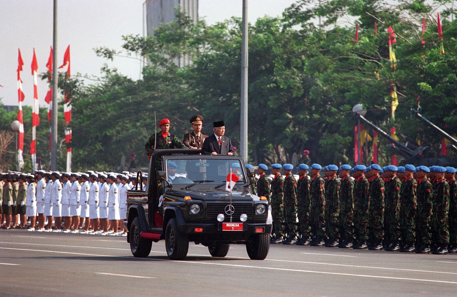 AFP-กองทัพอินโดนีเซีย-ซูฮาร์โต 1994