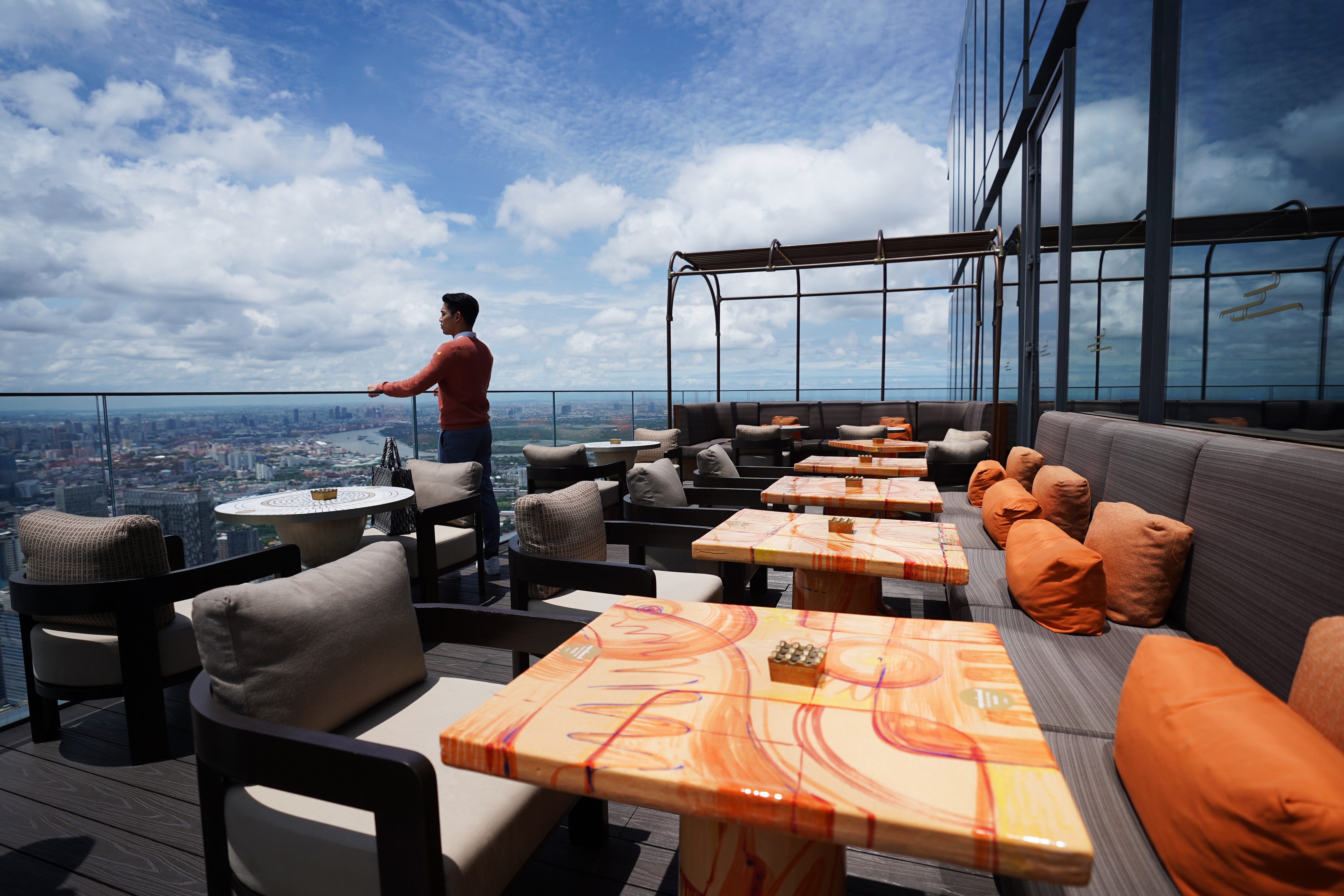 Mahanakhon SkyBar