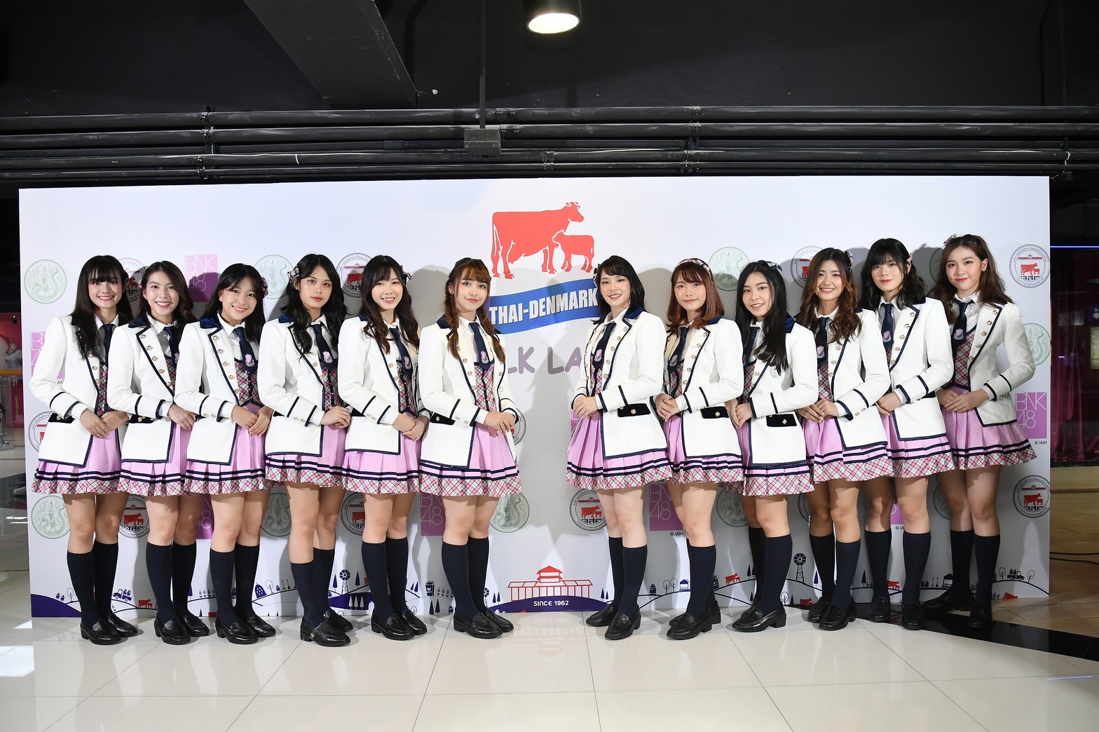   BNK48