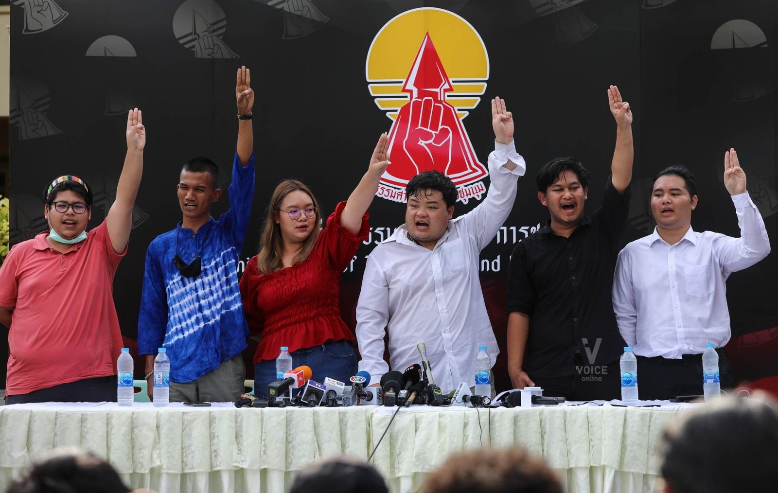 ธรรมศาสตร์และการชุมนุม เพนกวิน พริษฐ์ ภาณุพงศ์ ปนัสยา รุ้ง แฟลชม็อบ ชุมนุมใหญ่ รัฐประหาร 00909.jpg