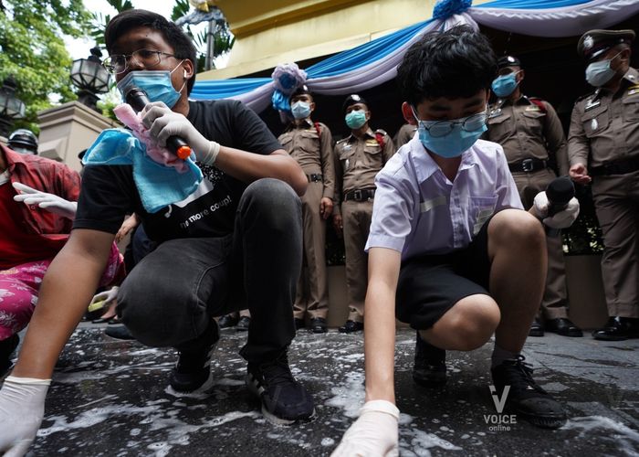 'เยาวชน' ชำระล้าง 'ตราบาป ตร.ไทย' ขอให้ยืนข้างประชาชน หยุดอ้าง 'นายสั่งมา'