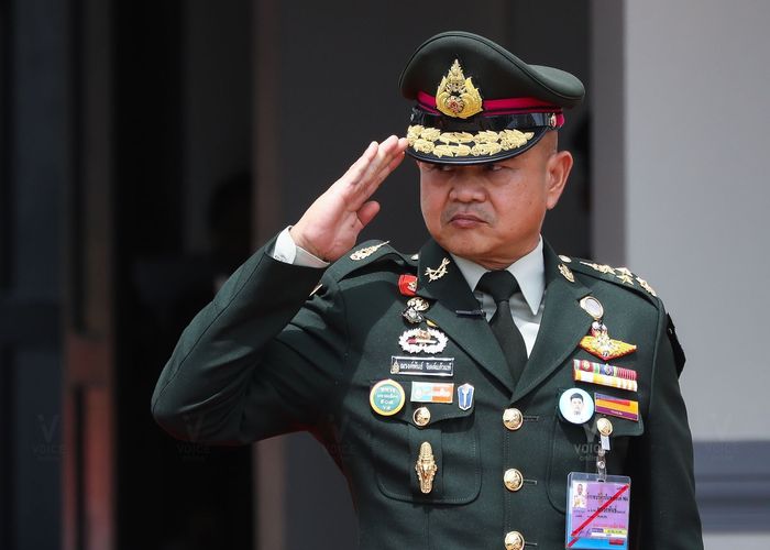 สัญญาณ 'ผบ.เหล่าทัพ' แรงต้าน 'เพื่อไทย-ก้าวไกล' เกมเสี่ยง 'รัฐประหาร'