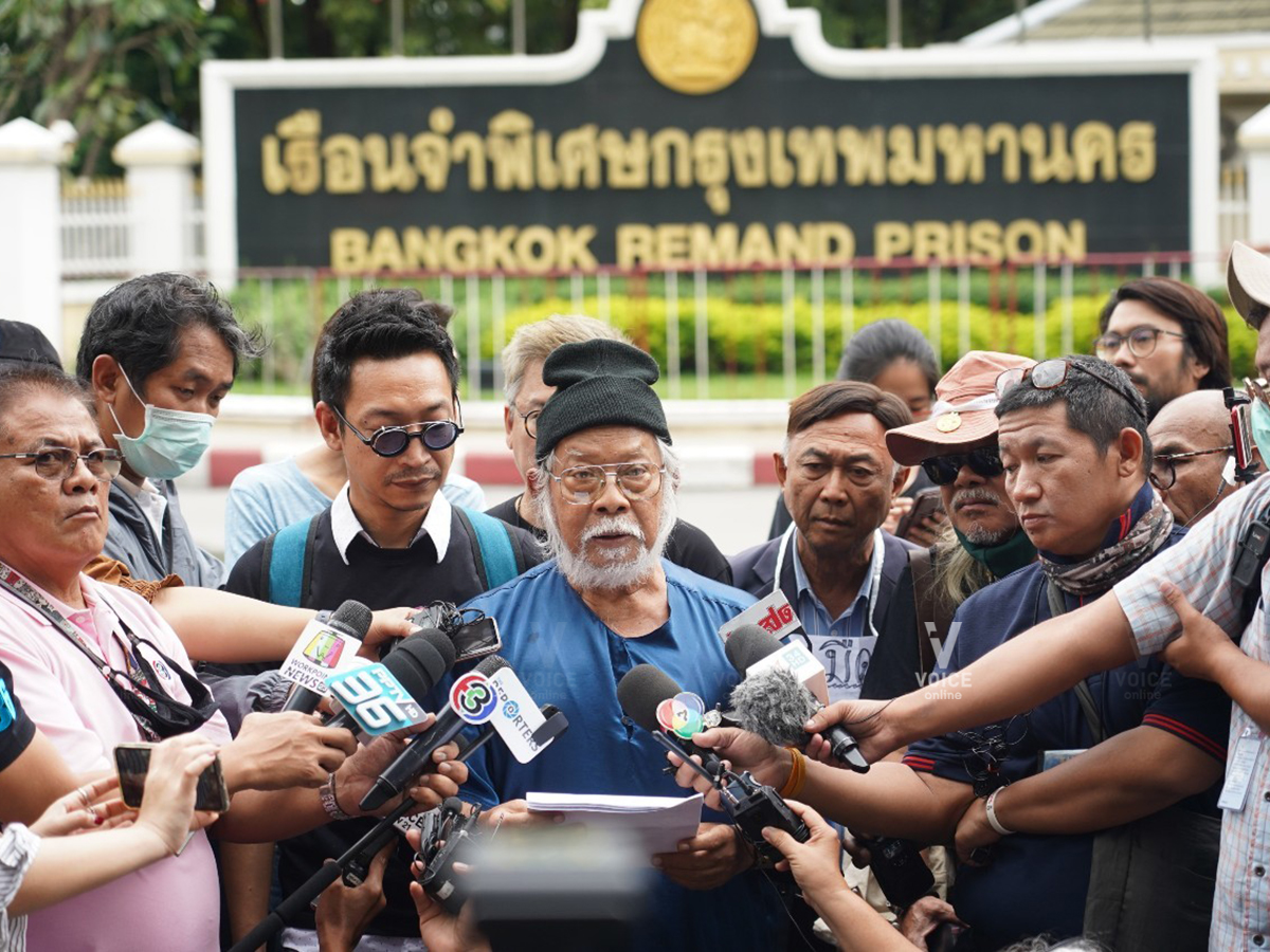 สุชาติ.jpg