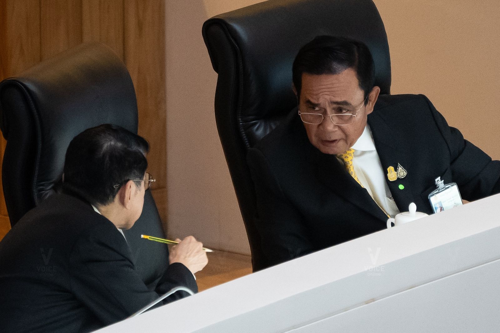 ประยุทธ์ วิษณุ อภิปรายทั่วไป ม็อบ _รัฐสภา_201026_1.jpg